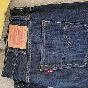 Levi's 513 38x32 slim straight